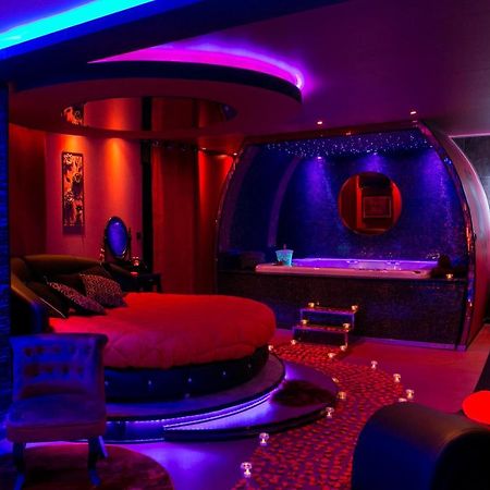 L'Insolite Spa Privatif "Suite Luxueuse-Jacuzzi" Toulouse Eksteriør billede