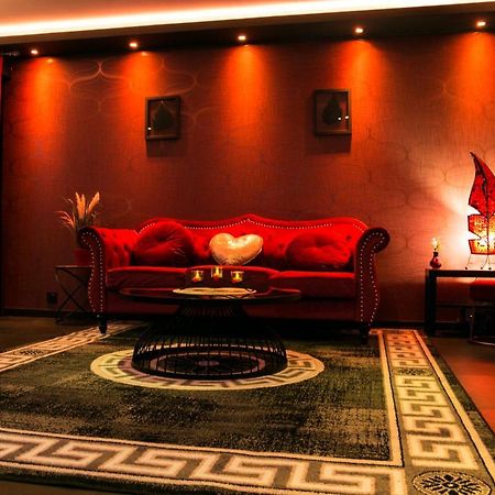 L'Insolite Spa Privatif "Suite Luxueuse-Jacuzzi" Toulouse Eksteriør billede